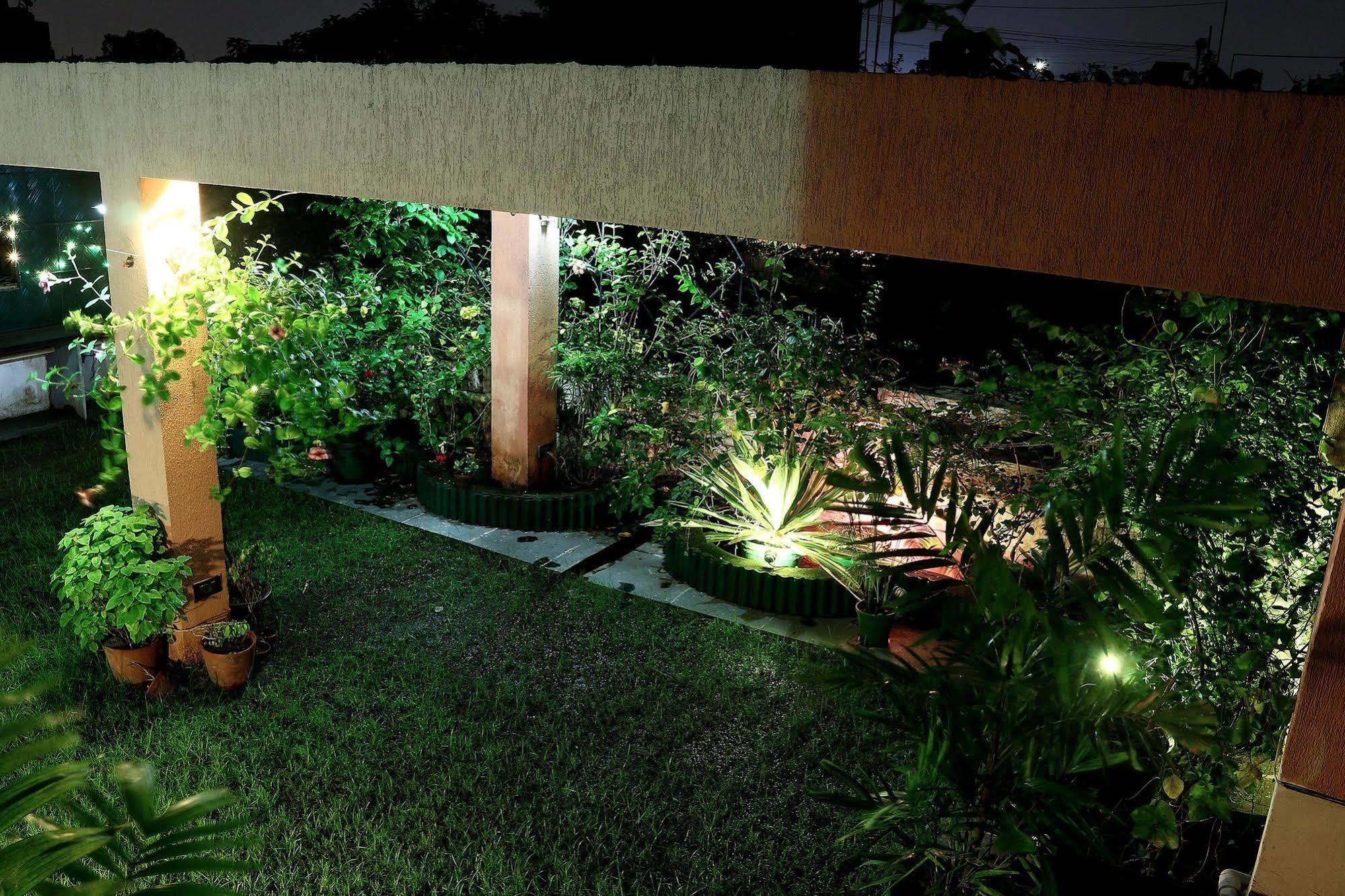 Tangerine Guest House Calcutta  Esterno foto